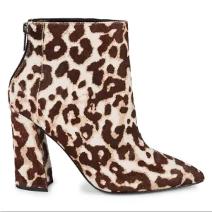CHARLES DAVID Snow Leopard Calf Hair Pointed Toe Ankle Bootie Size 6.5 NEW