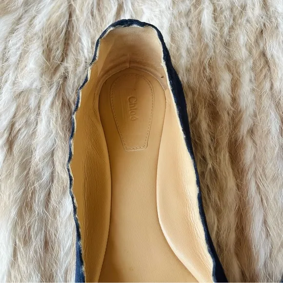 CHLOÉ Lauren Scallop-Trim Blue Suede Ballet Flats
