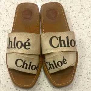 Chloé Sandals woody logo size 38