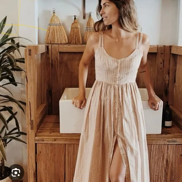 Christy Dawn Nicks Dress Size M