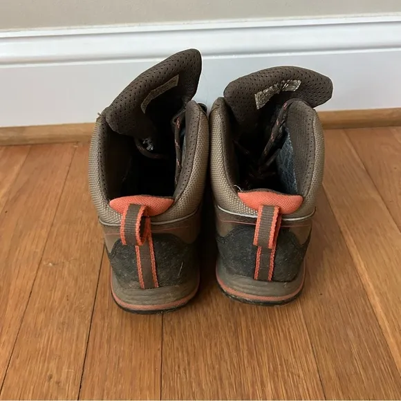 Clark’s Brown Black Outdoor Hiking All Terrain Outdoor Heavy Duty Boots Men’s 9