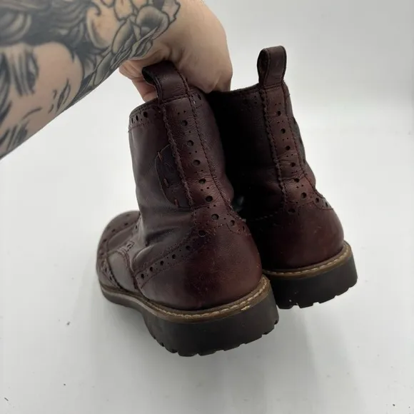 Clark’s Men’s 10.5 Montacute Lord Brogue Lace Up Lined Boots