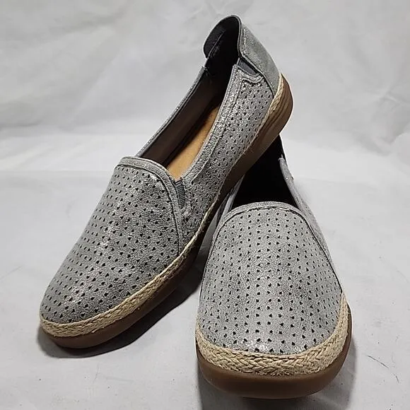 🐽CLARKS🐽 STYLE ELAINA RUBY PERFORATED ESPADRIL SLIP-ON LOAFERS LADIES 11 NWOB