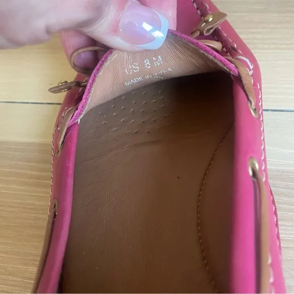 Clarks Women's Dunbar Racer Fuchsia Size 8M
