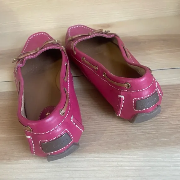 Clarks Women's Dunbar Racer Fuchsia Size 8M