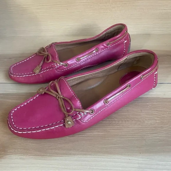 Clarks Women's Dunbar Racer Fuchsia Size 8M