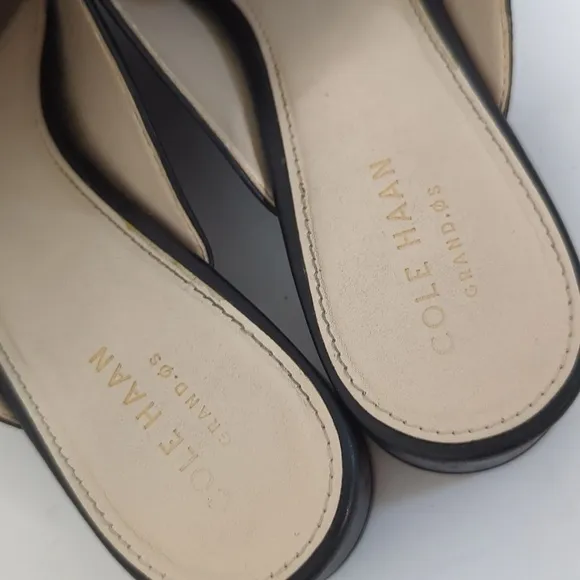Cole Haan Pointed Toe Leather Slides Slipper Black 6.5 preppy Business casual