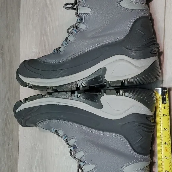 Columbia Womens High Top Sneakers outdoor shoes boots sz 8