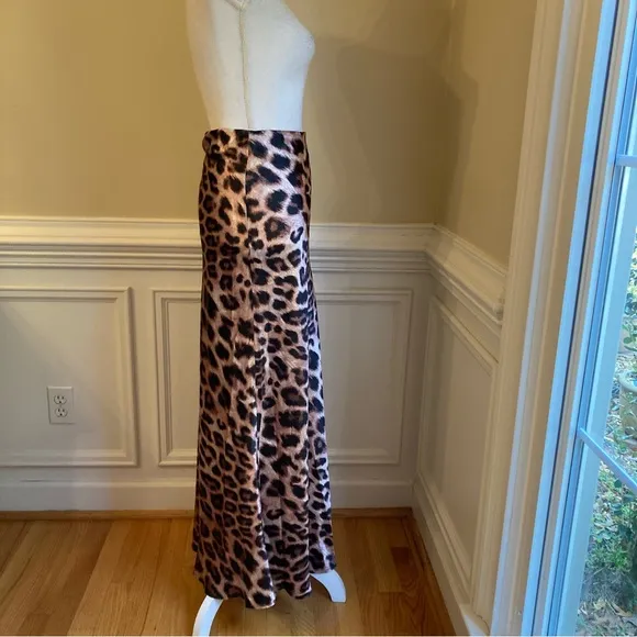 COMMENSE Satin Leopard Animal Print Slim Cut Maxi Skirt NWT
