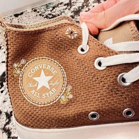 Converse All Star Sneakers