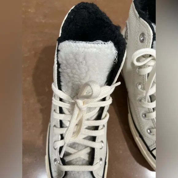 Converse Chuck Taylor All Star 70 Leather Fleece High Tops Shoes Women's 6