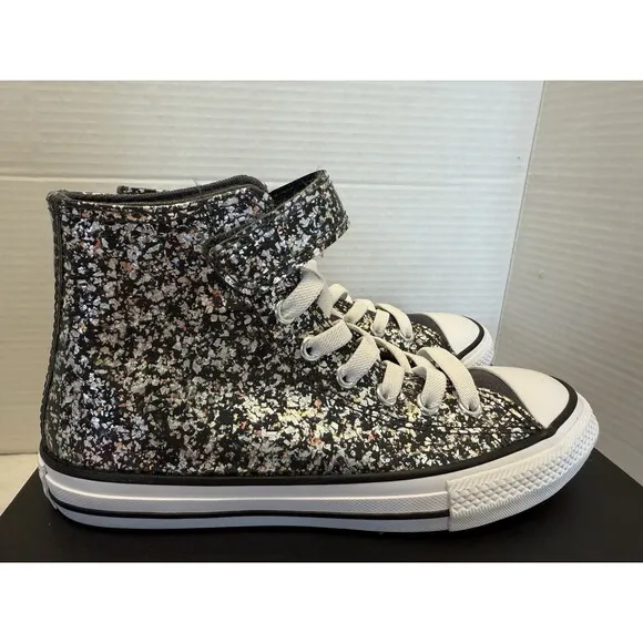 Converse Chuck Taylor All Star Black with  Glitter Easy On Sneakers Sz Youth 2