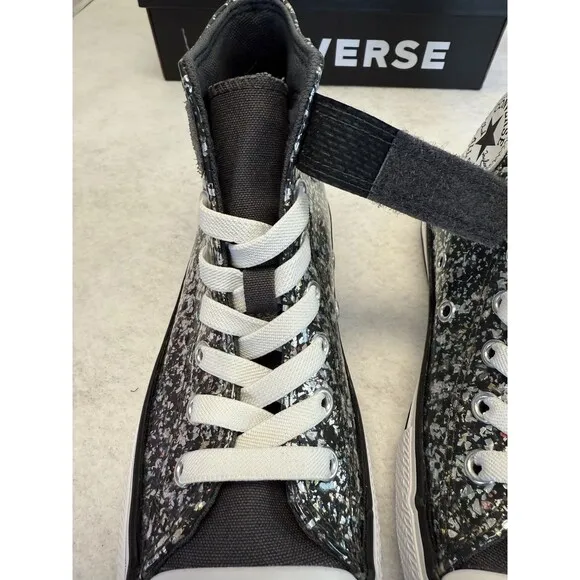 Converse Chuck Taylor All Star Black with  Glitter Easy On Sneakers Sz Youth 2