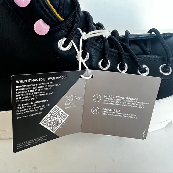 Converse CTAS Hi Lugged Winter Gore-Tex Women's Platform Sneakers 568763C Size11