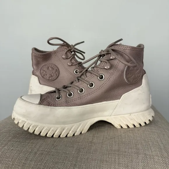 Converse leather tan platform boots l waterproof fleece lined platform size 5
