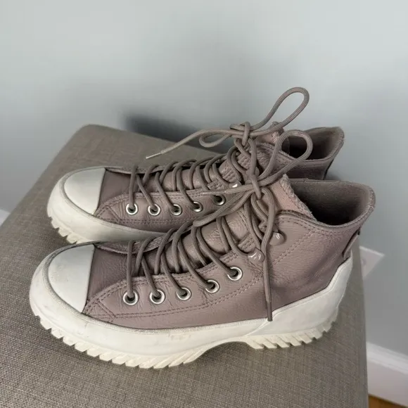 Converse leather tan platform boots l waterproof fleece lined platform size 5