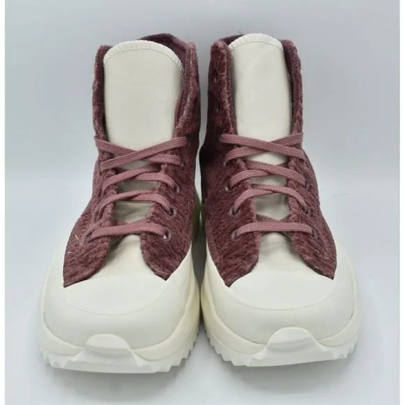 Converse Womens Size 7 Chuck Taylor Run Star Hike High Top Fleece Lined Sneakers
