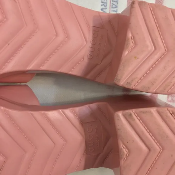 COPY - GUCCI Wild Rose Pink Rubber GG Logo Slides Heel Mules Sandals size 38.