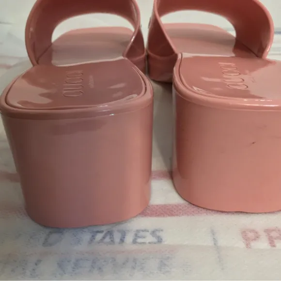 COPY - GUCCI Wild Rose Pink Rubber GG Logo Slides Heel Mules Sandals size 38.