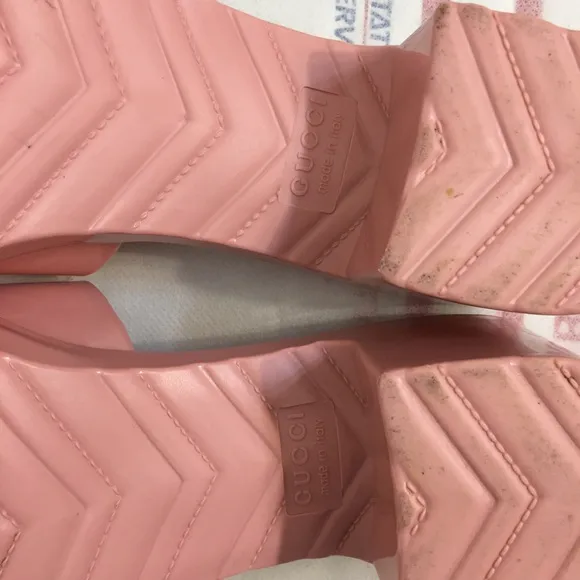 COPY - GUCCI Wild Rose Pink Rubber GG Logo Slides Heel Mules Sandals size 38.