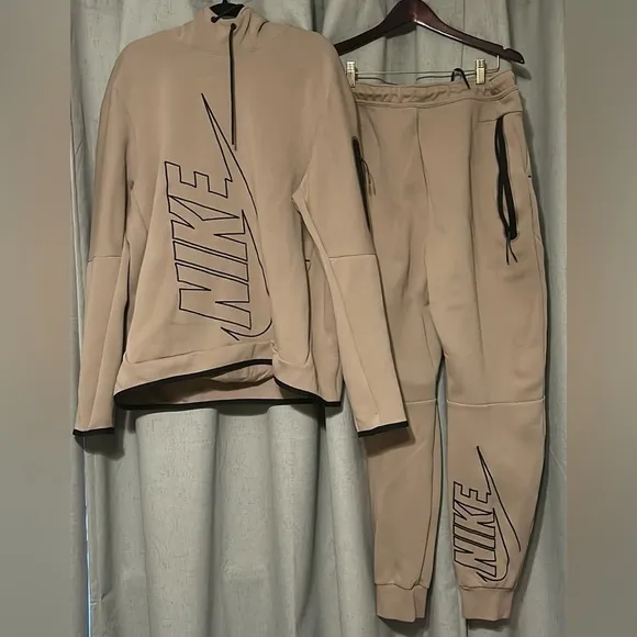 COPY - Nike Tech Fleece Khaki Hoodie &amp; Joggers