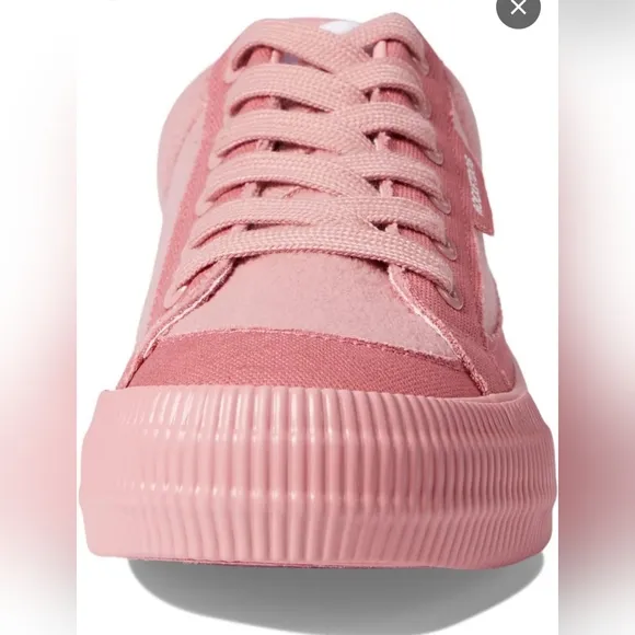 COPY - Rocket Dog Women's 🍒 Platform Sneakers Fleece Size 8.5 &amp; 10 NEW! 🔥