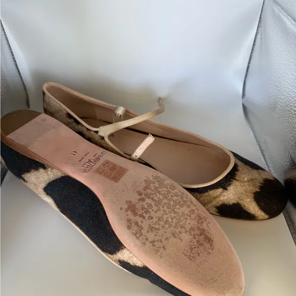 Cream and Black Flats with Rounded Toe and Thin Sole