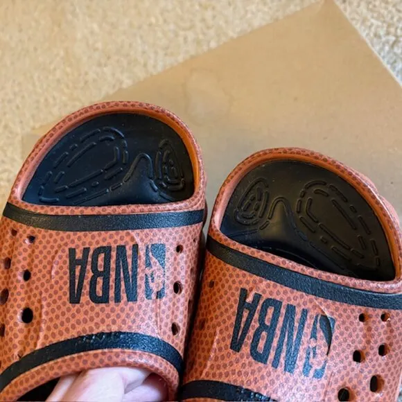 Crocs NBA Echo Slides Slip On Casual Sienna Black Men Size 4/Woman size 6