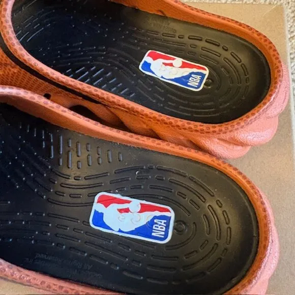 Crocs NBA Echo Slides Slip On Casual Sienna Black Men Size 4/Woman size 6