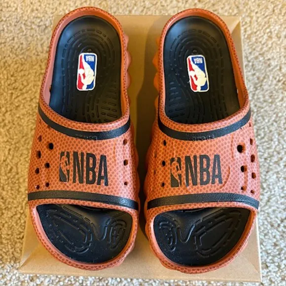 Crocs NBA Echo Slides Slip On Casual Sienna Black Men Size 4/Woman size 6