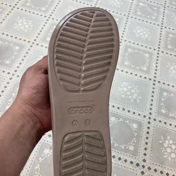 CROCS Women's Purple Platform Sandals with Slingback Size 11