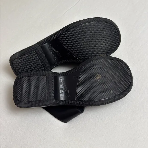 Dansko Black Lana Leather Two Strap Slide Slip On Sandals Size 41Classic Summer
