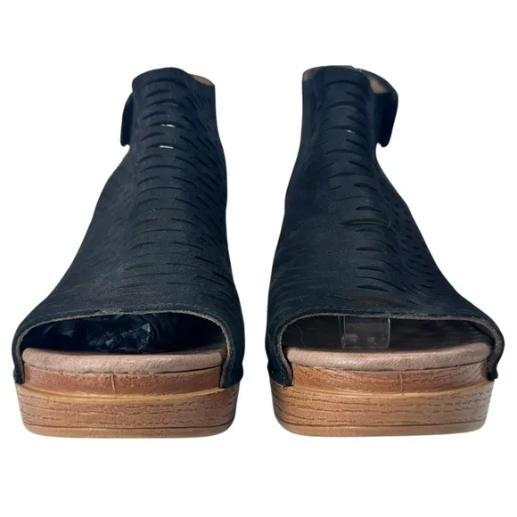 Dansko Danae Black Nubuck Leather Clog Mules Laser Cut Slingback Sandal,Size 6.5
