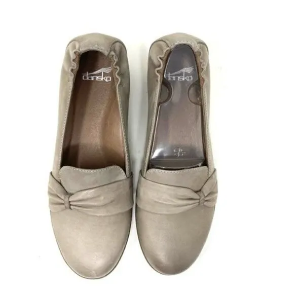 Dansko Karen Flats Burnished Nubuck Taupe