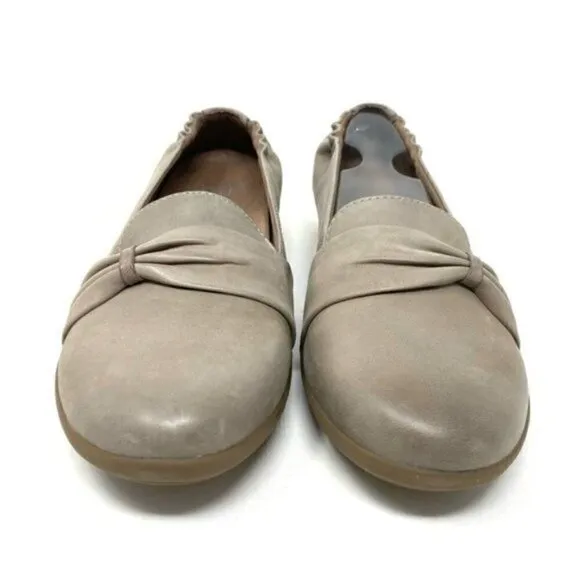 Dansko Karen Flats Burnished Nubuck Taupe