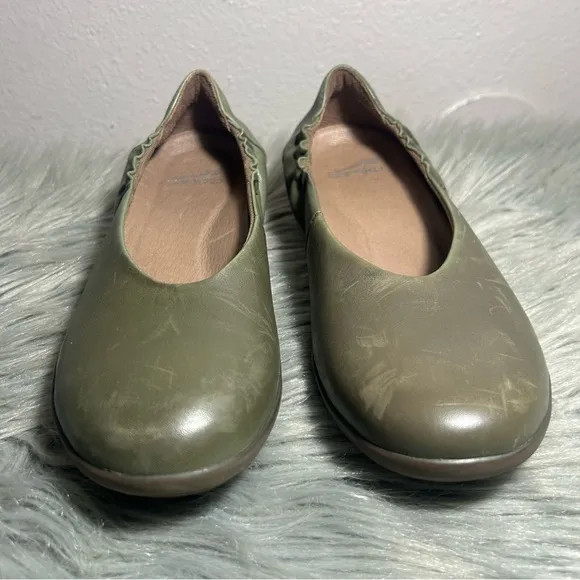 DANSKO Kira Lichen Aniline Calf Women's Green Leather Flats Size EU 38 / US