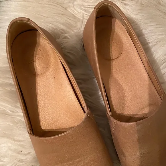 Dansko Larisa Flats Sz 38
