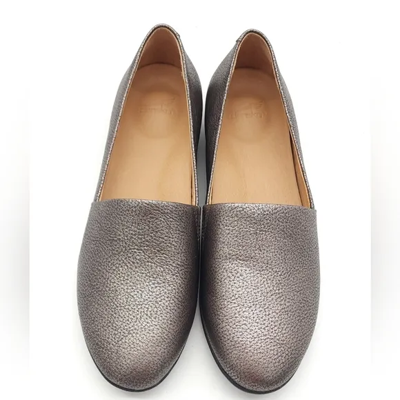 Dansko Larisa Women's Metallic Pewter Slip On Flats Size 7.5-8 EU 38