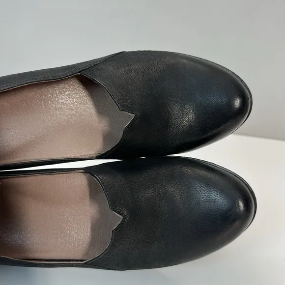 Dansko Lilliana Black Leather Hidden Wedge Loafers Size 39(8.5-9)