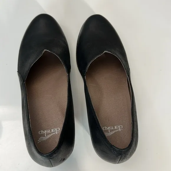 Dansko Lilliana Black Leather Hidden Wedge Loafers Size 39(8.5-9)