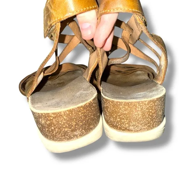 Dansko Mirabella Strappy Brown Leather Sandals Sz 40 EU / 9.5-10 US