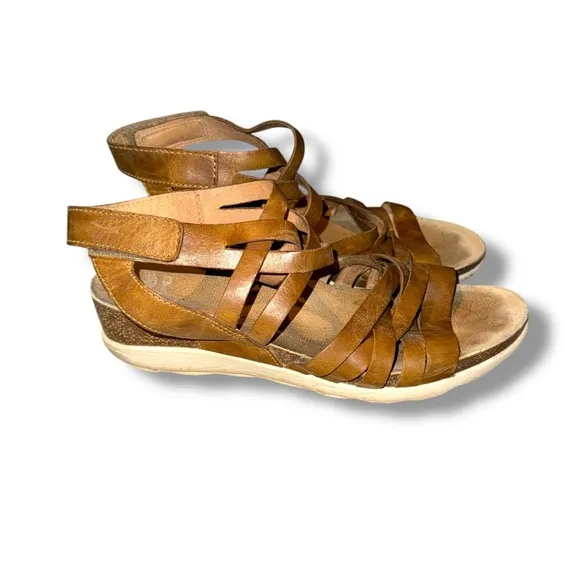 Dansko Mirabella Strappy Brown Leather Sandals Sz 40 EU / 9.5-10 US