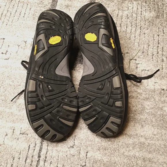 Dansko Paisley Black Suede Sneakers size 39