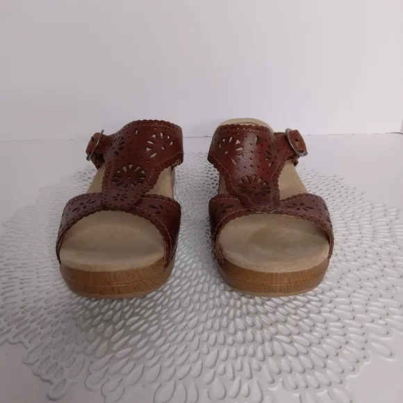 DANSKO SAPPHIRE AMBER BRN. CUT OUT LEATHER CLOG SLIDE SANDALS EUR 39 US 8.5-9