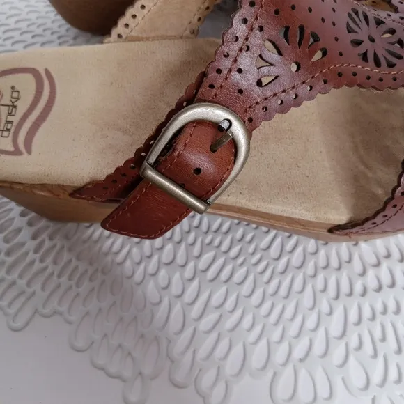 DANSKO SAPPHIRE AMBER BRN. CUT OUT LEATHER CLOG SLIDE SANDALS EUR 39 US 8.5-9
