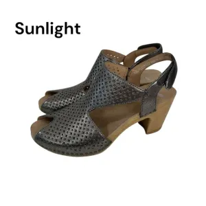 Dansko Teagan Womens Open-Toe Metallic Slingback Block Heel Sandals - Size 39