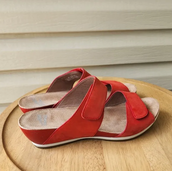 Dansko Vienna slide red sandals