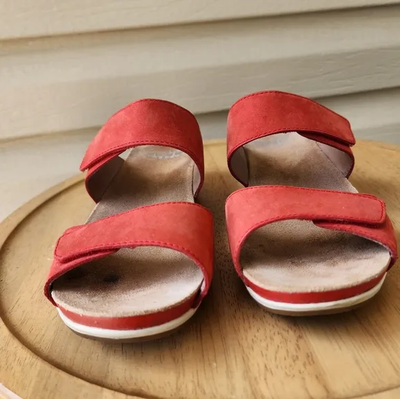 Dansko Vienna slide red sandals