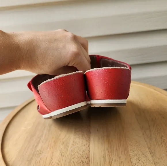 Dansko Vienna slide red sandals