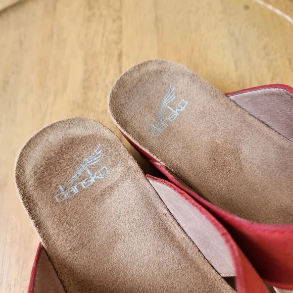 Dansko Vienna slide red sandals